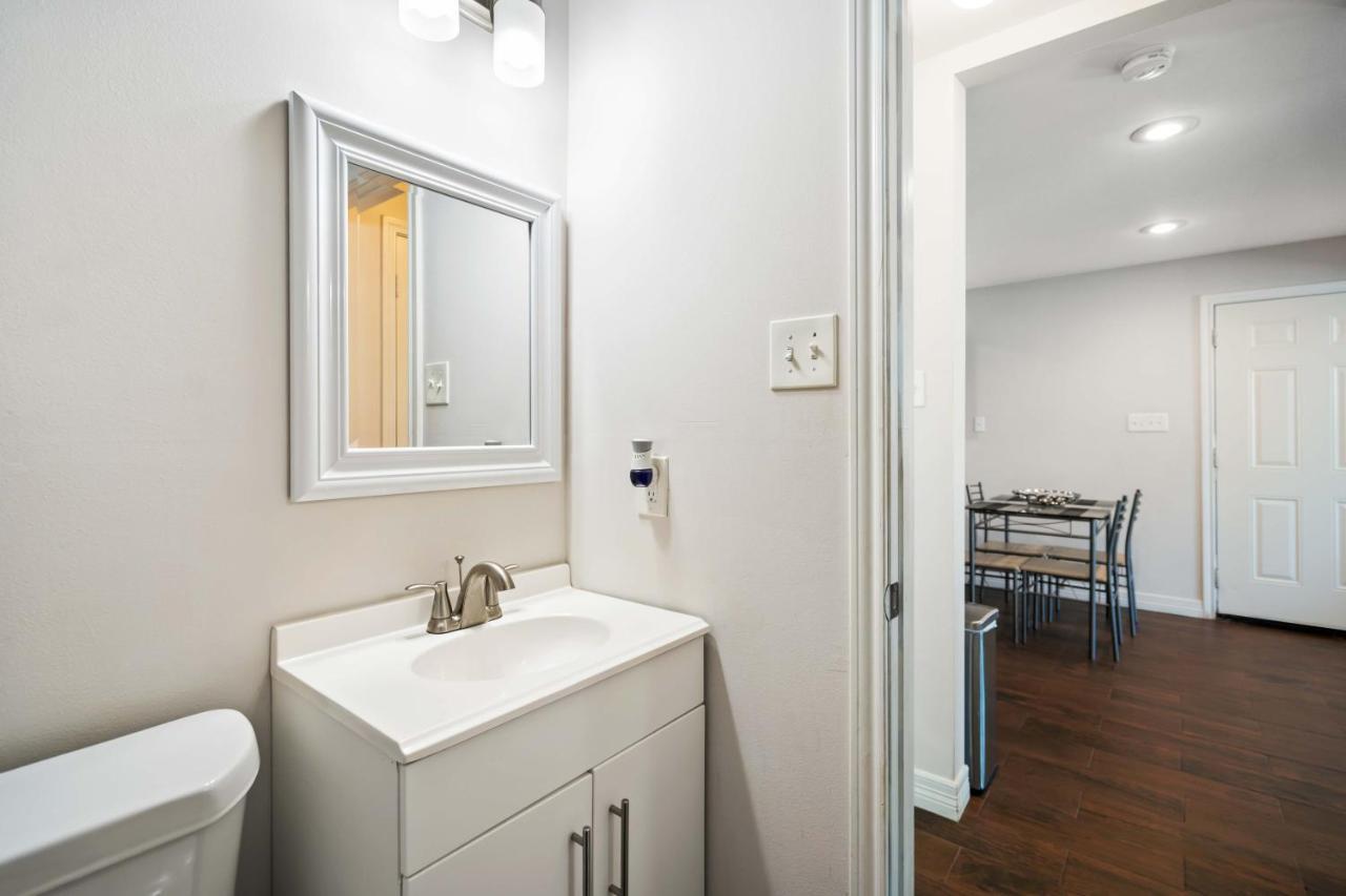 Stunning & Vibrant Apt 7 Min From Tx Med Center Houston Eksteriør billede